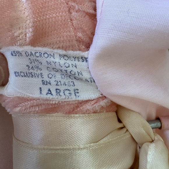 Vintage Pink Embroidered Women's Cape night cover top Large - Picture 3 of 7